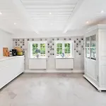 Carolinen Hof 1 *