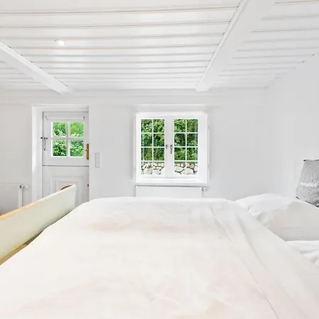 Carolinen Hof 1